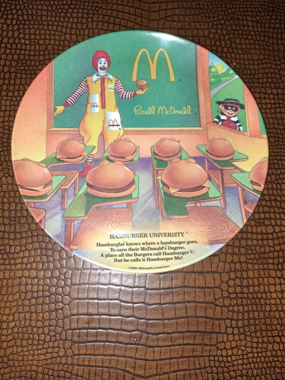 Vintage 1989 McDonald's "Hamburger University" Melamine Collector Plate 9.5"